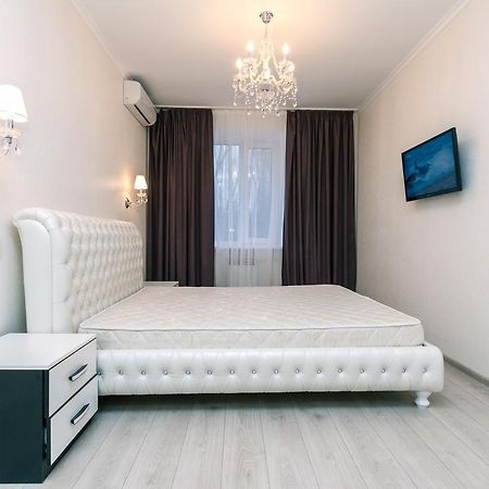 Luxcenterapartment Киев Екстериор снимка